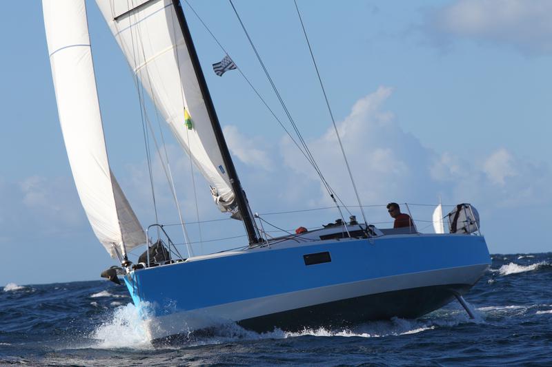 Book yachts online - sailboat - Pogo 30 - RIA ÉA - rent