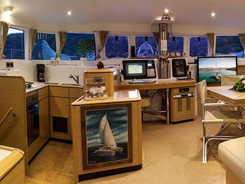 Book yachts online - catamaran - Lagoon 500 - Elvira - rent