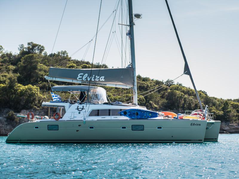 Book yachts online - catamaran - Lagoon 500 - Elvira - rent