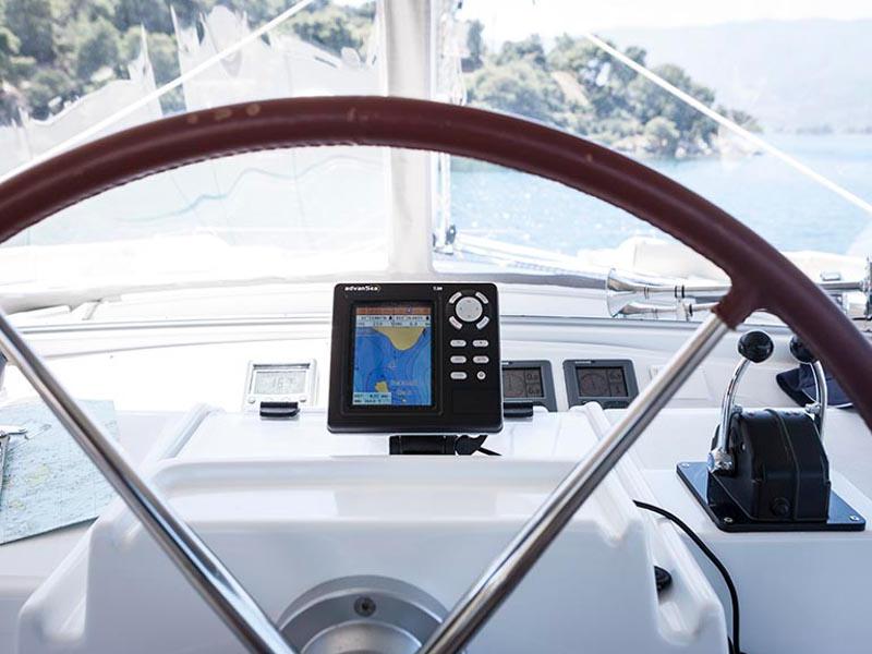 Book yachts online - catamaran - Lagoon 500 - Elvira - rent