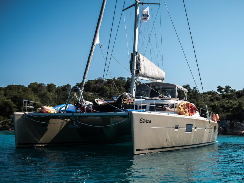 Book yachts online - catamaran - Lagoon 500 - Elvira - rent