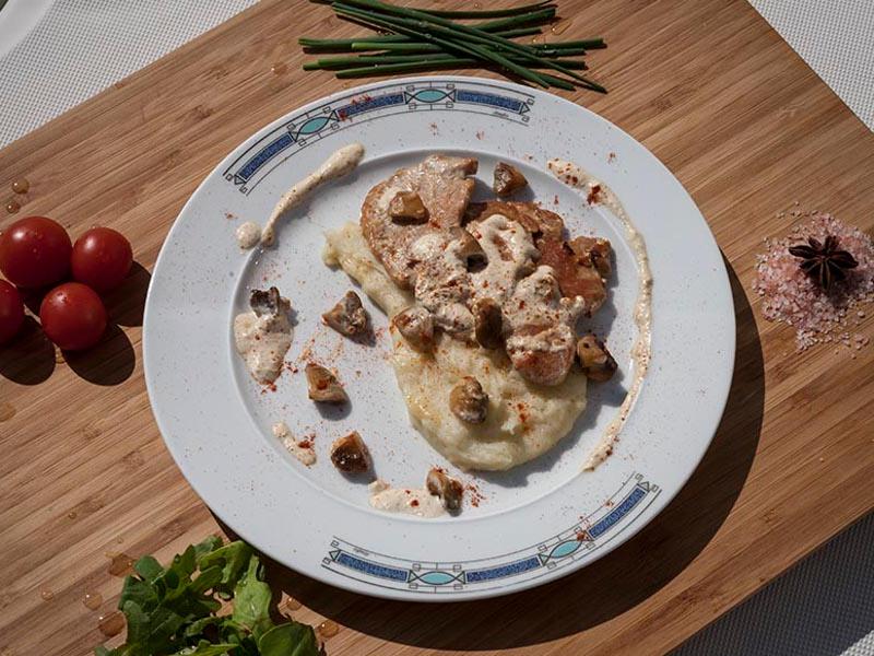 Book yachts online - catamaran - Lagoon 500 - Elvira - rent