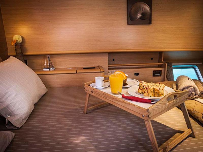 Book yachts online - catamaran - Lagoon 500 - Elvira - rent