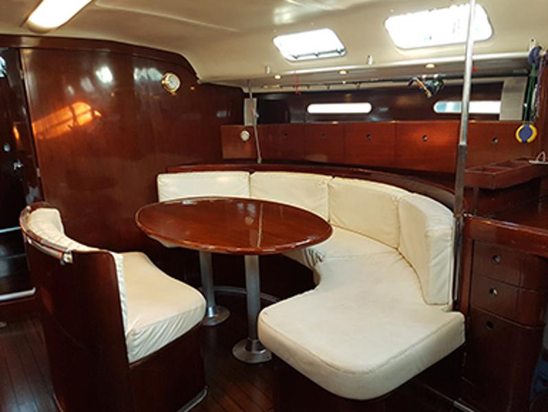 Book yachts online - sailboat - First 45 F5 - Fram VI - rent