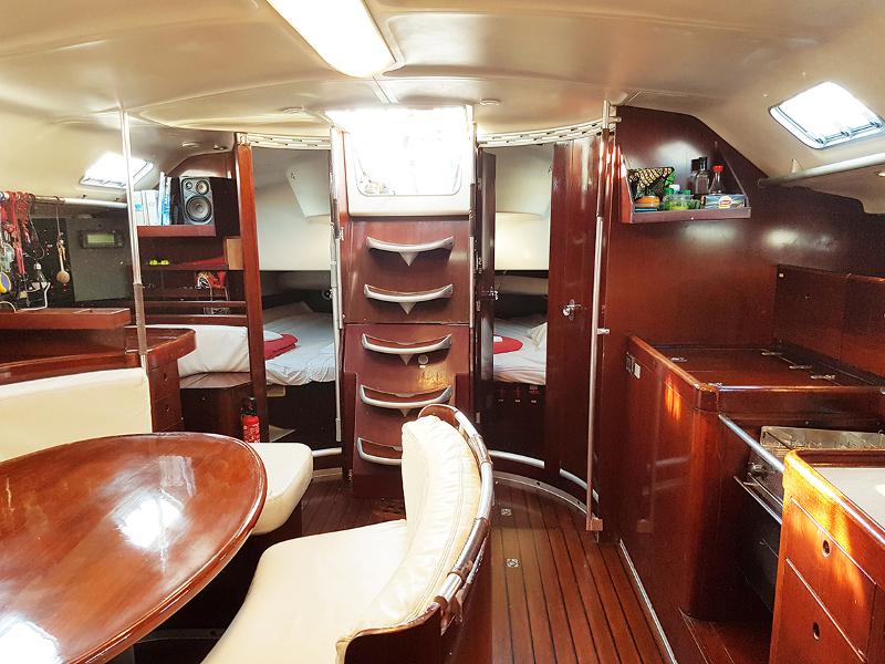 Book yachts online - sailboat - First 45 F5 - Fram VI - rent