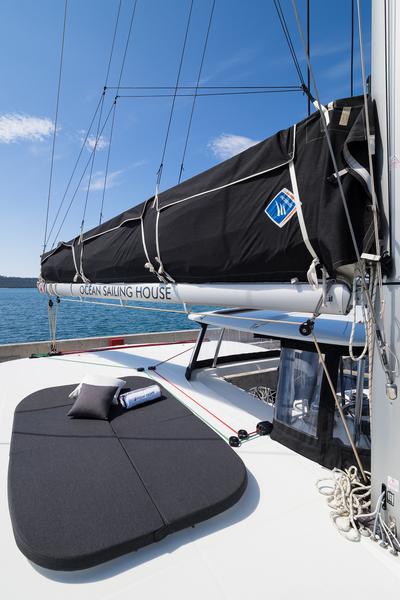Book yachts online - catamaran - Lagoon 42 - LA PERLA (WITH AC&amp;GENERATOR OWNER VERSION) - rent