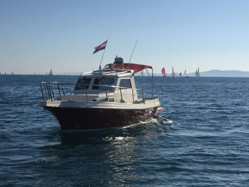 Book yachts online - motorboat - Damor 700 - Ema - rent