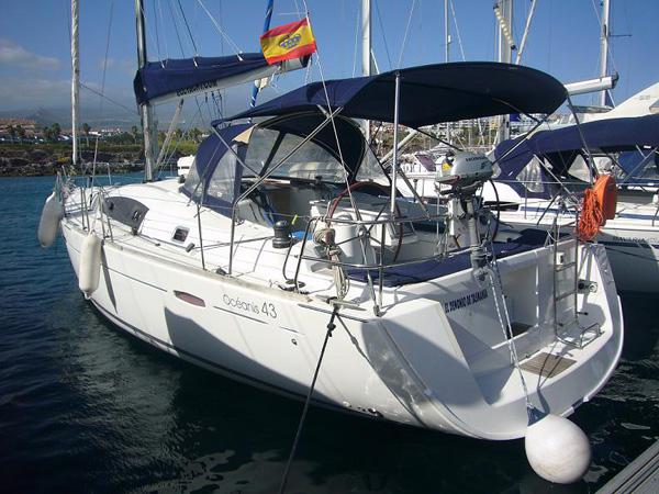 Book yachts online - sailboat - Oceanis 43 - Demonio de Tasmania - rent