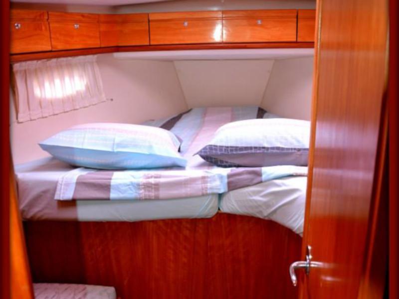 Book yachts online - sailboat - Bavaria 50 Cruiser - Sophia refit 2022 - rent