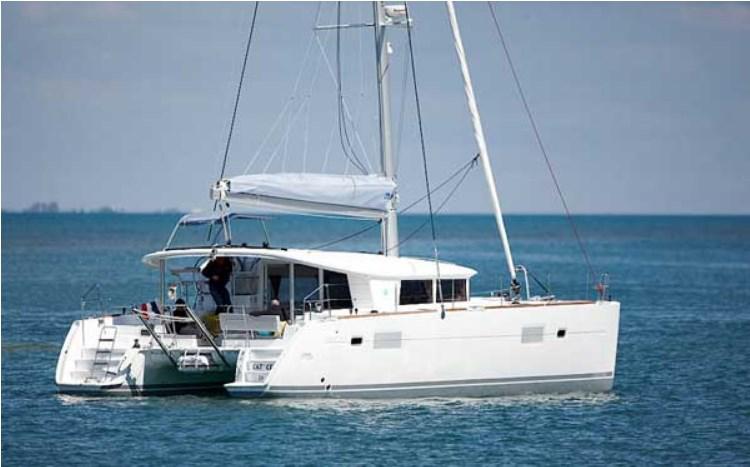 Book yachts online - catamaran - Lagoon 400 - Vai Vai Uno - rent