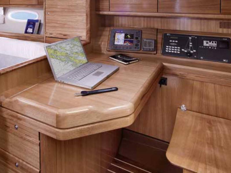 Book yachts online - sailboat - Bavaria Cruiser 40 - Tinkerbell - rent