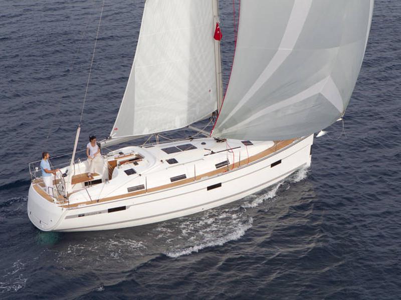 Book yachts online - sailboat - Bavaria Cruiser 36 - Kathy Cool - rent