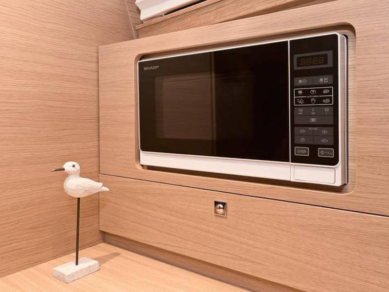 Book yachts online - sailboat - Dufour 382 GL - Happiness - rent