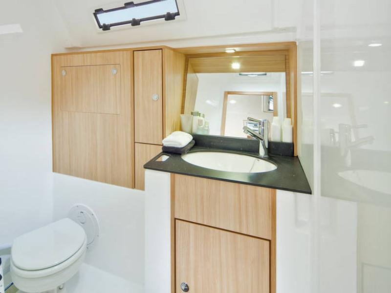 Book yachts online - sailboat - Bavaria Cruiser 40 - Toskana - rent