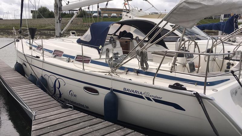 Book yachts online - sailboat - Bavaria 42 Cruiser - Dolce far Niente - rent