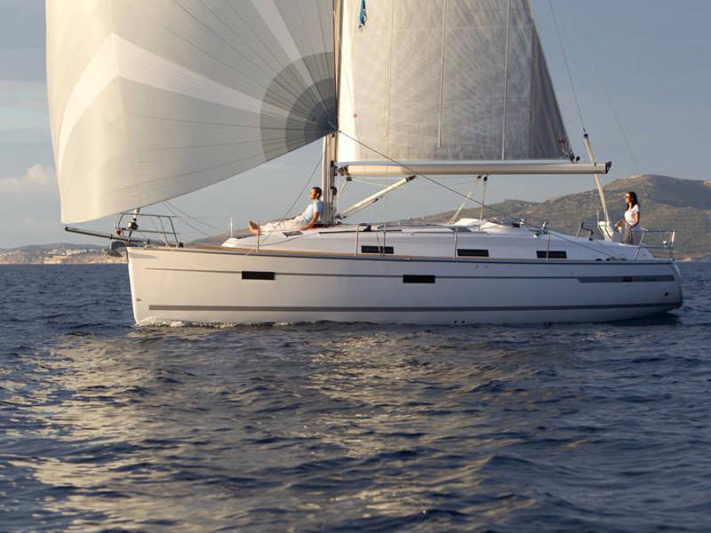 Book yachts online - sailboat - Bavaria Cruiser 36 - Carpe Diem - rent