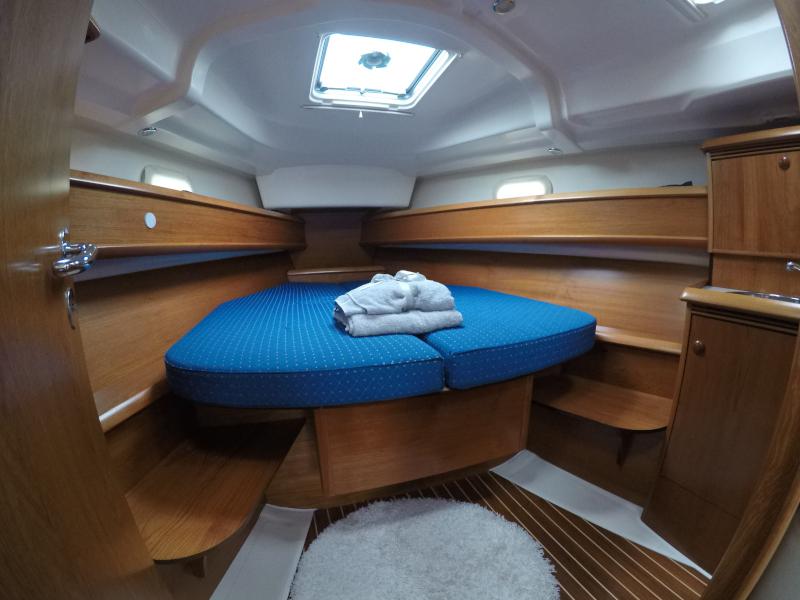 Book yachts online - sailboat - Sun Odyssey 40.3 - Laineilla - rent