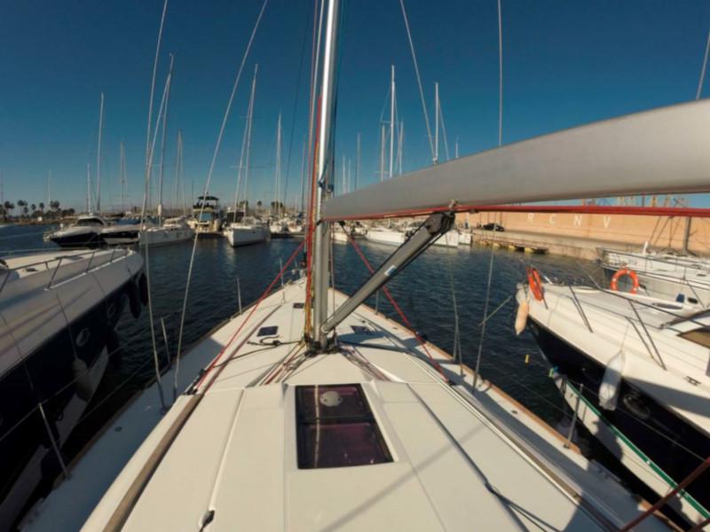 Book yachts online - sailboat - Sun Odyssey 439 - Esquitx - rent