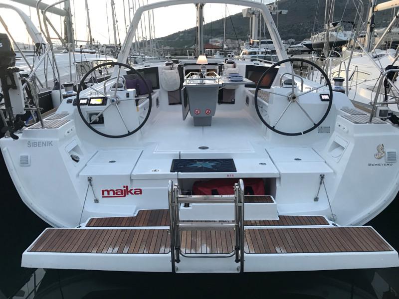 Book yachts online - sailboat - Oceanis 45 - Majka AC,generator,underwater light - rent