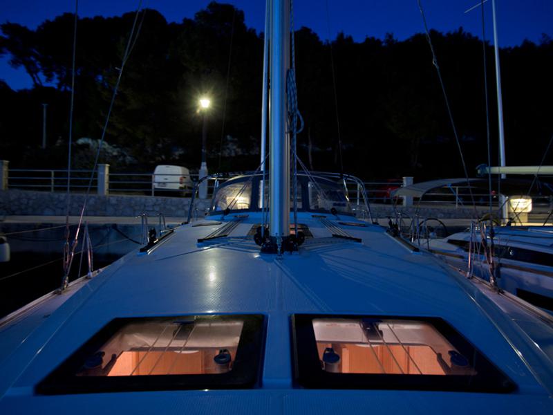 Book yachts online - sailboat - Bavaria 46 Cruiser - DEA - rent