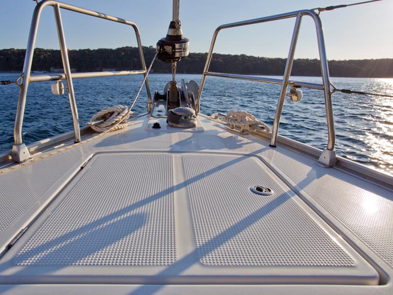 Book yachts online - sailboat - Bavaria 46 Cruiser - DEA - rent