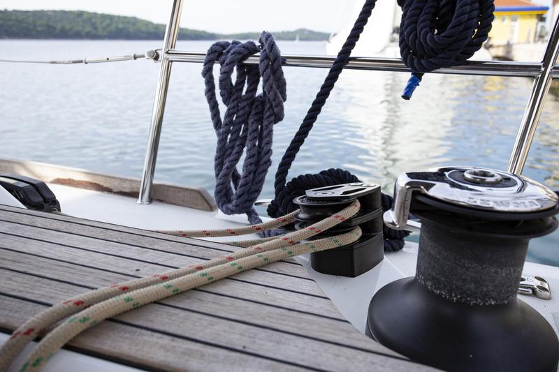 Book yachts online - sailboat - Dufour 520 Grand Large - Nerthag - rent