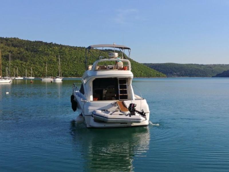 Book yachts online - motorboat - Antares 36 - Joia - rent
