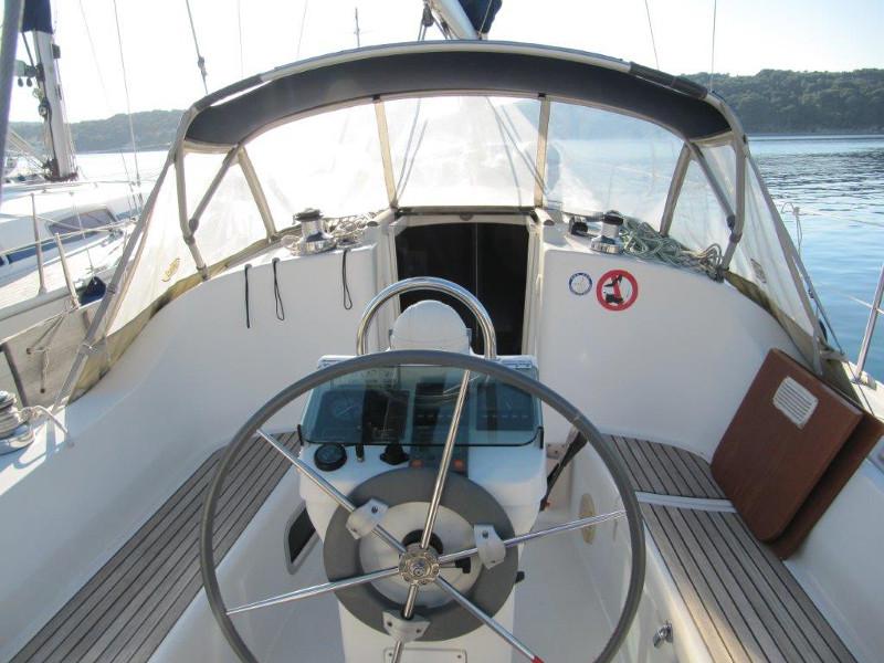 Book yachts online - sailboat - Oceanis 311 Clipper - Resa II - rent