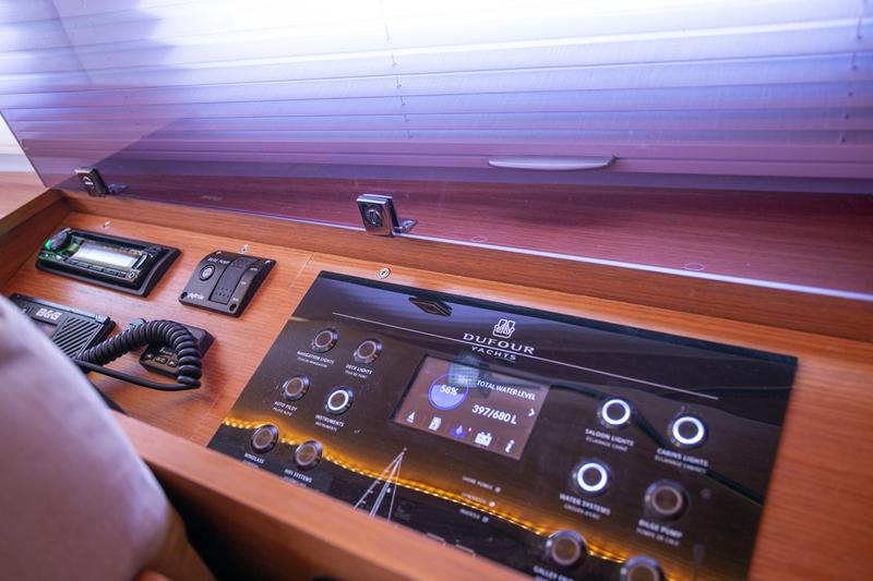 Book yachts online - sailboat - Dufour 520 Grand Large - Lateja - rent