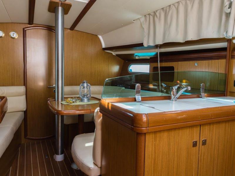 Book yachts online - sailboat - Sun Odyssey 36 i - Balvanida - rent