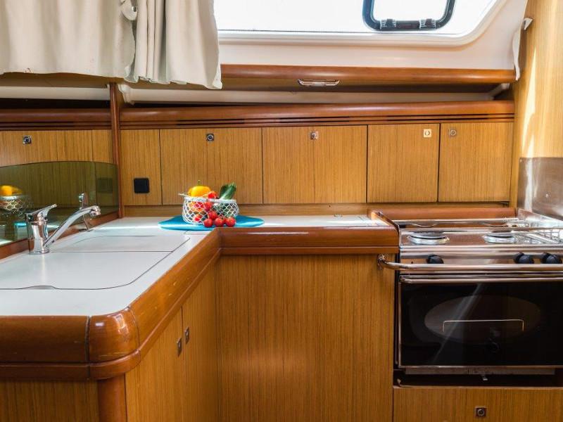 Book yachts online - sailboat - Sun Odyssey 36 i - Balvanida - rent