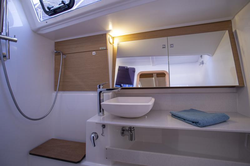 Book yachts online - sailboat - Dufour 430 Grand Large - Sea cloud 1 - rent