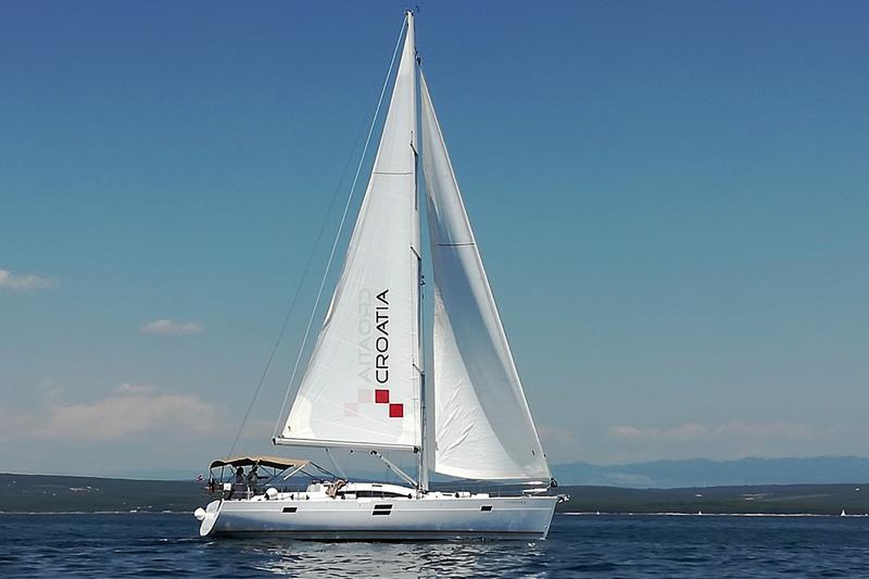 Book yachts online - sailboat - Elan 50 Impression - Timeless - rent