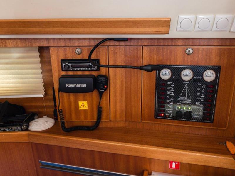 Book yachts online - sailboat - Elan 344 Impression - Helios - rent