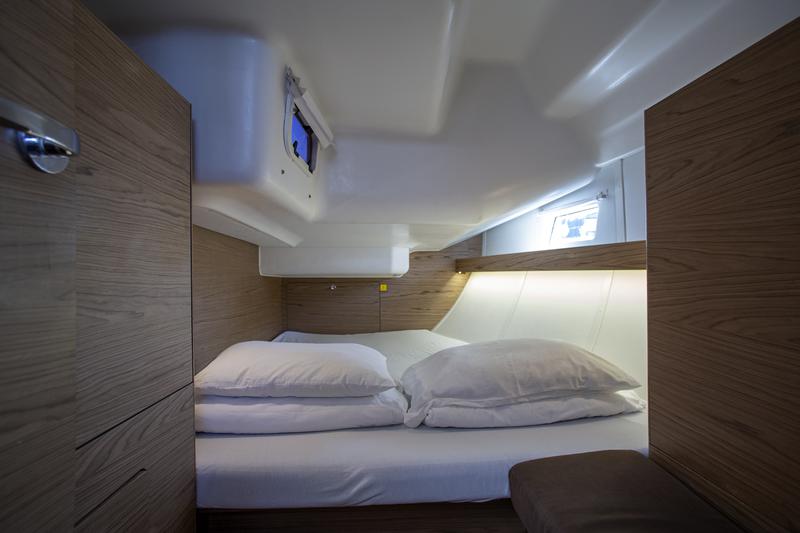 Book yachts online - sailboat - Elan 45 Impression - Tightrope - rent