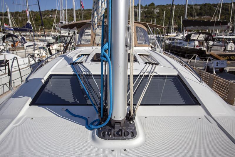 Book yachts online - sailboat - Elan 45 Impression - Tightrope - rent