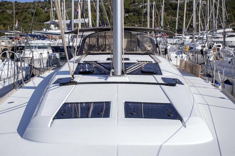 Book yachts online - sailboat - Dufour 460 Grand Large - Mincipesa - rent