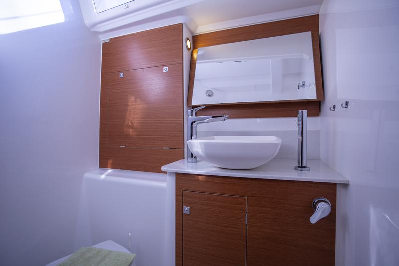 Book yachts online - sailboat - Dufour 460 Grand Large - Mincipesa - rent