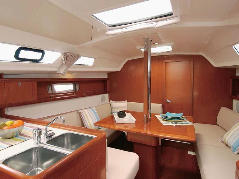 Book yachts online - sailboat - Oceanis 34 - Smyrna II - rent