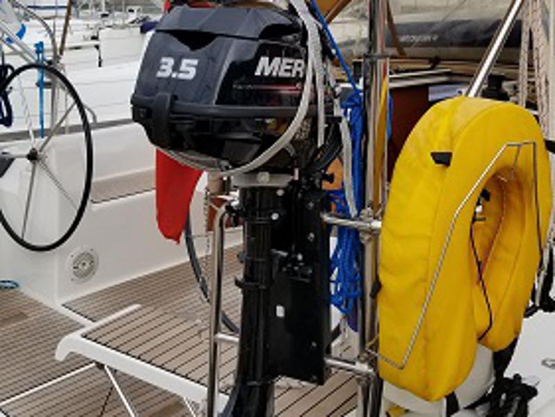 Book yachts online - sailboat - Dufour 350 GL - Friday - rent