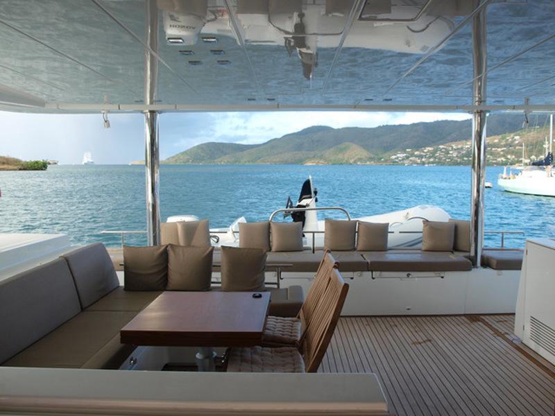 Book yachts online - catamaran - Lagoon 560 - Blue Ocean - rent