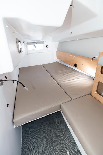 Book yachts online - sailboat - Pogo 36 - Spicy - rent