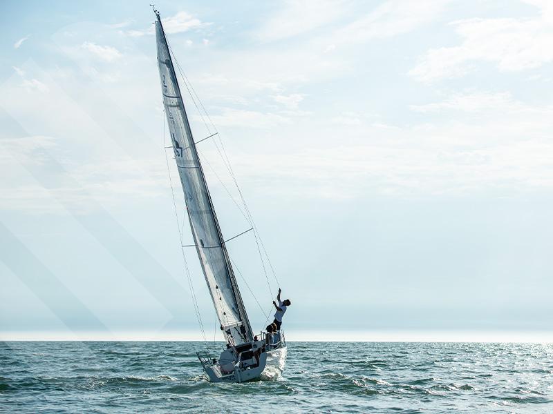 Book yachts online - sailboat - J 88 - Mauka - rent