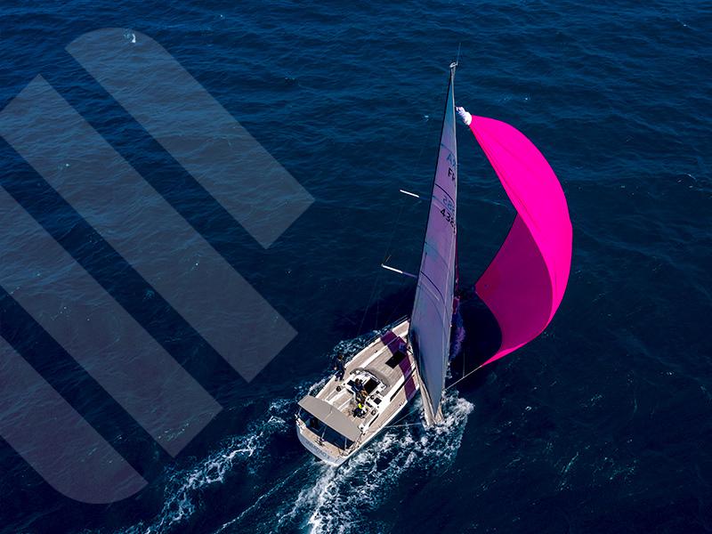 Book yachts online - sailboat - Grand Soleil 43 - Jabadao - rent