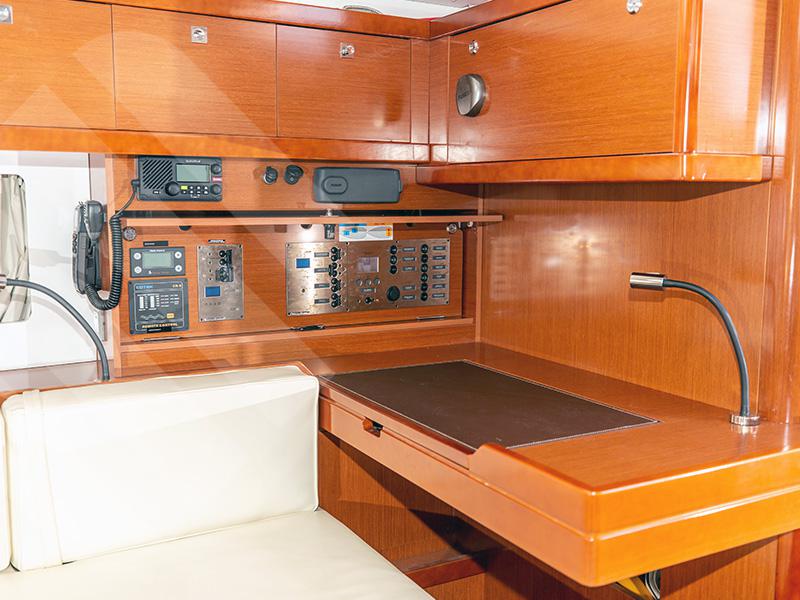 Book yachts online - sailboat - Oceanis 55 - Roxane  - rent