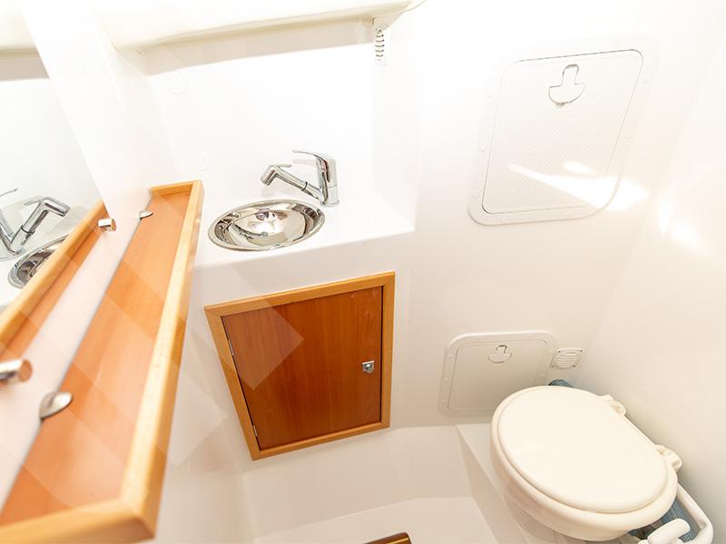 Book yachts online - other - Tricat 30 - Breva - rent