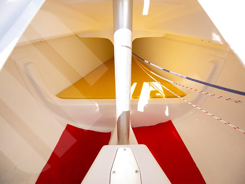 Book yachts online - sailboat - Fareast 19 - Fareast 19R - rent