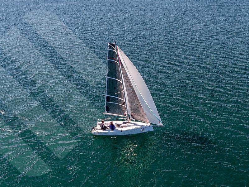 Book yachts online - sailboat - Fareast 19 - Fareast 19R - rent