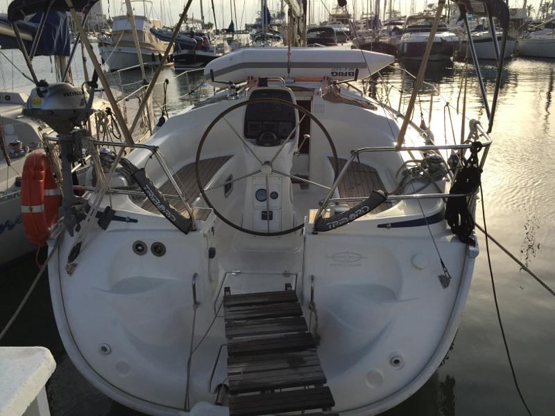 Book yachts online - sailboat - Bavaria 30 Cruiser - Arca - rent