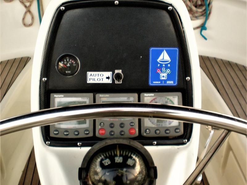 Book yachts online - sailboat - Bavaria 39 Cruiser - Planis - rent